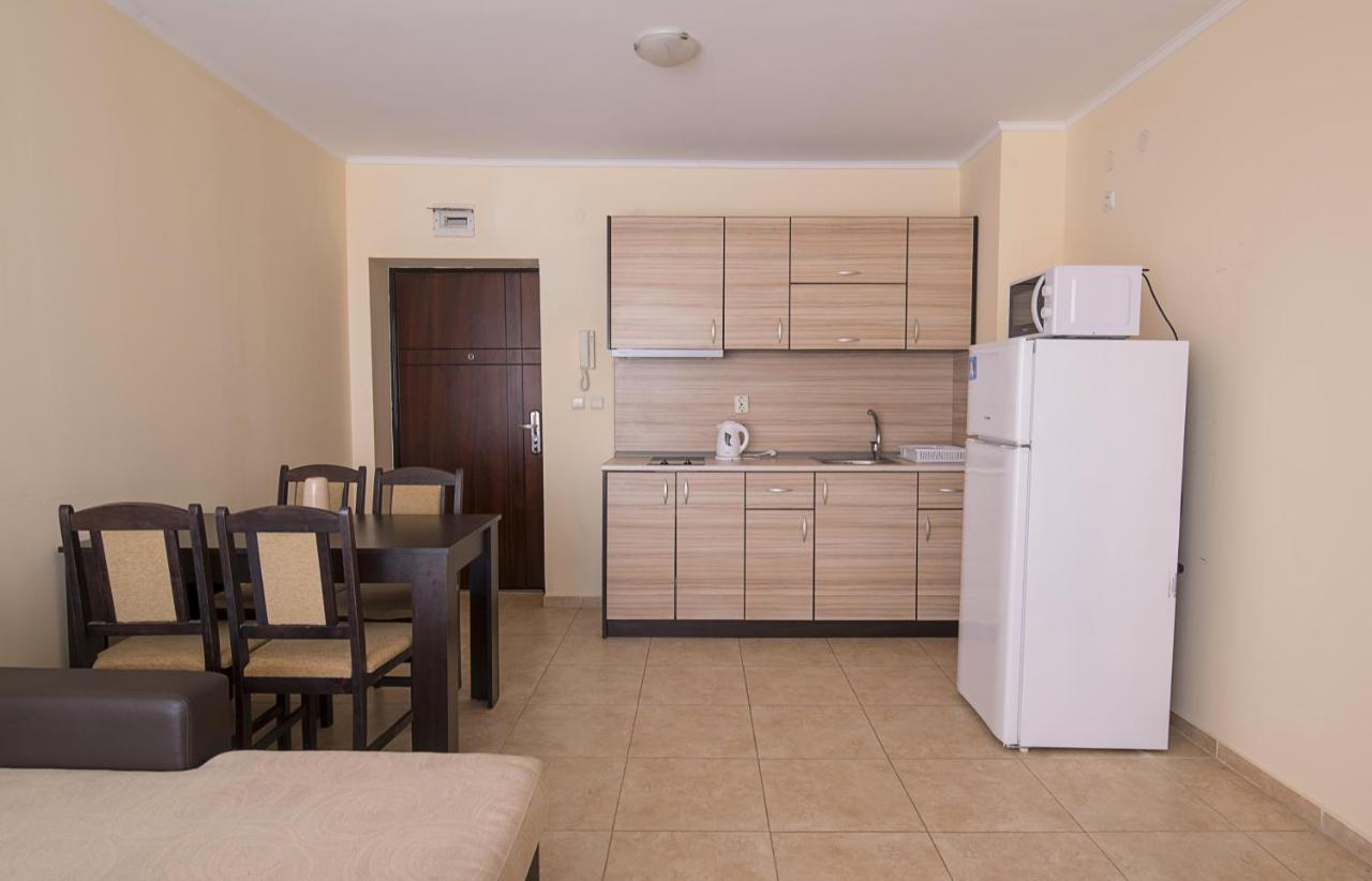 Apollon Apartments Nesebar Eksteriør bilde