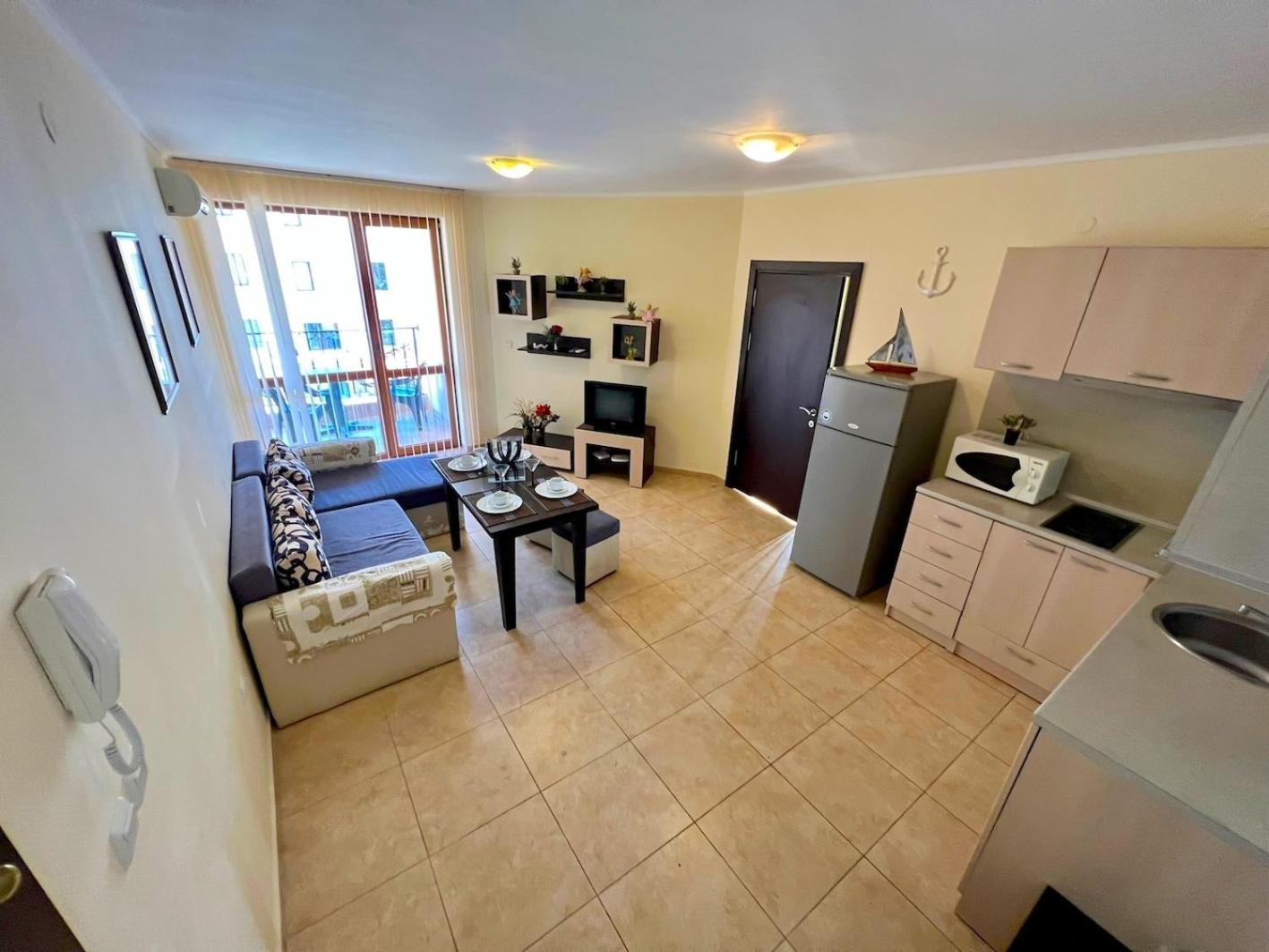Apollon Apartments Nesebar Eksteriør bilde