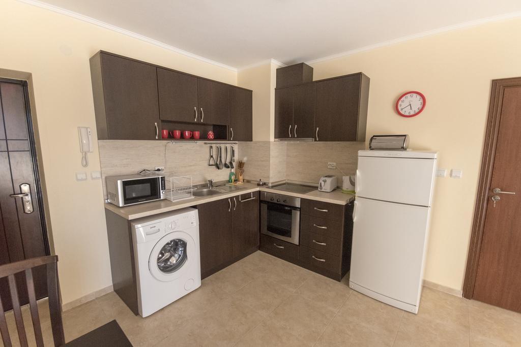 Apollon Apartments Nesebar Eksteriør bilde